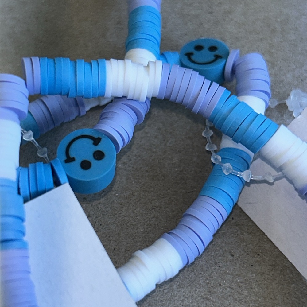 12 Individual Tagged Blue Beaded Friendship Bracelets W: 3 Different Designs NWT - Picture 5 of 9